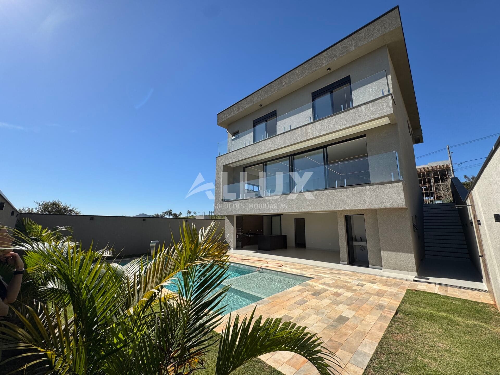 Casa à venda por R$ 3.500.000,00 no Condomínio Reserva de Santa Anna – Santana de Parnaíba SP