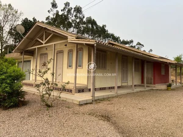 SC●4,9 HECTARES●PORTEIRA FECHADA●MORAR E PRODUZIR