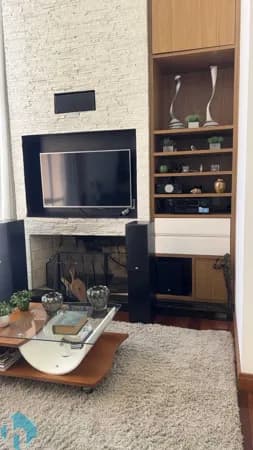 Casa de Alto Padrão com 4 Dormitórios, Suíte Master Ampla e Área Gourmet Completa