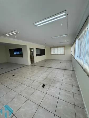 Galpão Comercial para Locação com Ampla Estrutura em Blumenau