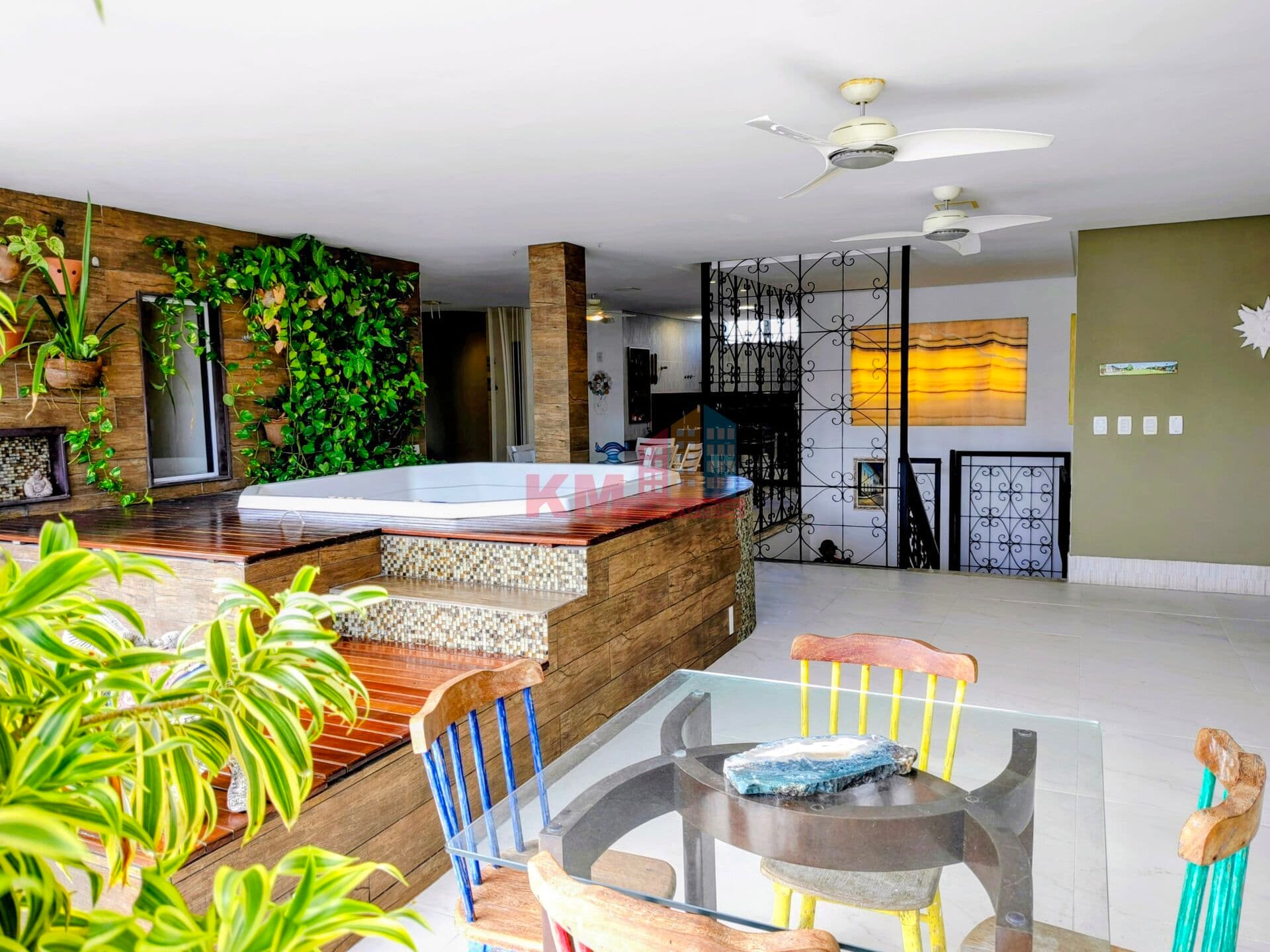 Cobertura Duplex à Venda no Condomínio Edifício Engenheiro Antônio Lira | Tirol | Natal/RN | 360 m² | 4 Quartos