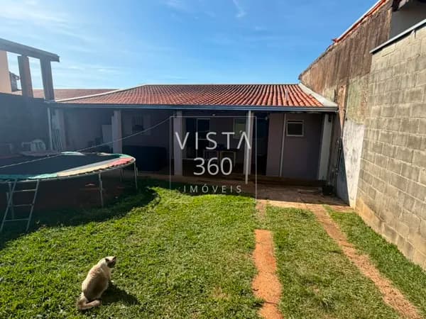 CASA COM QUINTAL GRANDE À VENDA NA VILA PROST DE SOUZA EM CAMPINAS/SP