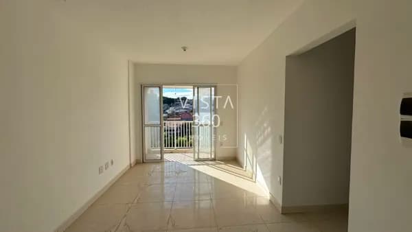 APARTAMENTO DE 2 DORMITÓRIOS COM 76 M2, VARANDA E ELEVADOR À VENDA PRÓXIMO A AMOREIRAS EM CAMPINAS/SP