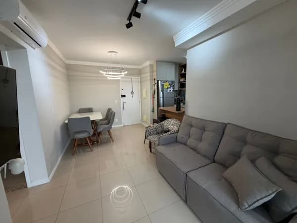 Apartamento 2 dormitórios sendo 1 suíte