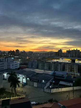 Apartamento 2 dormitórios sendo 1 suíte