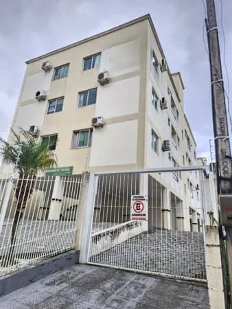 Apartamento 2 dormitórios em pedra branca palhoça