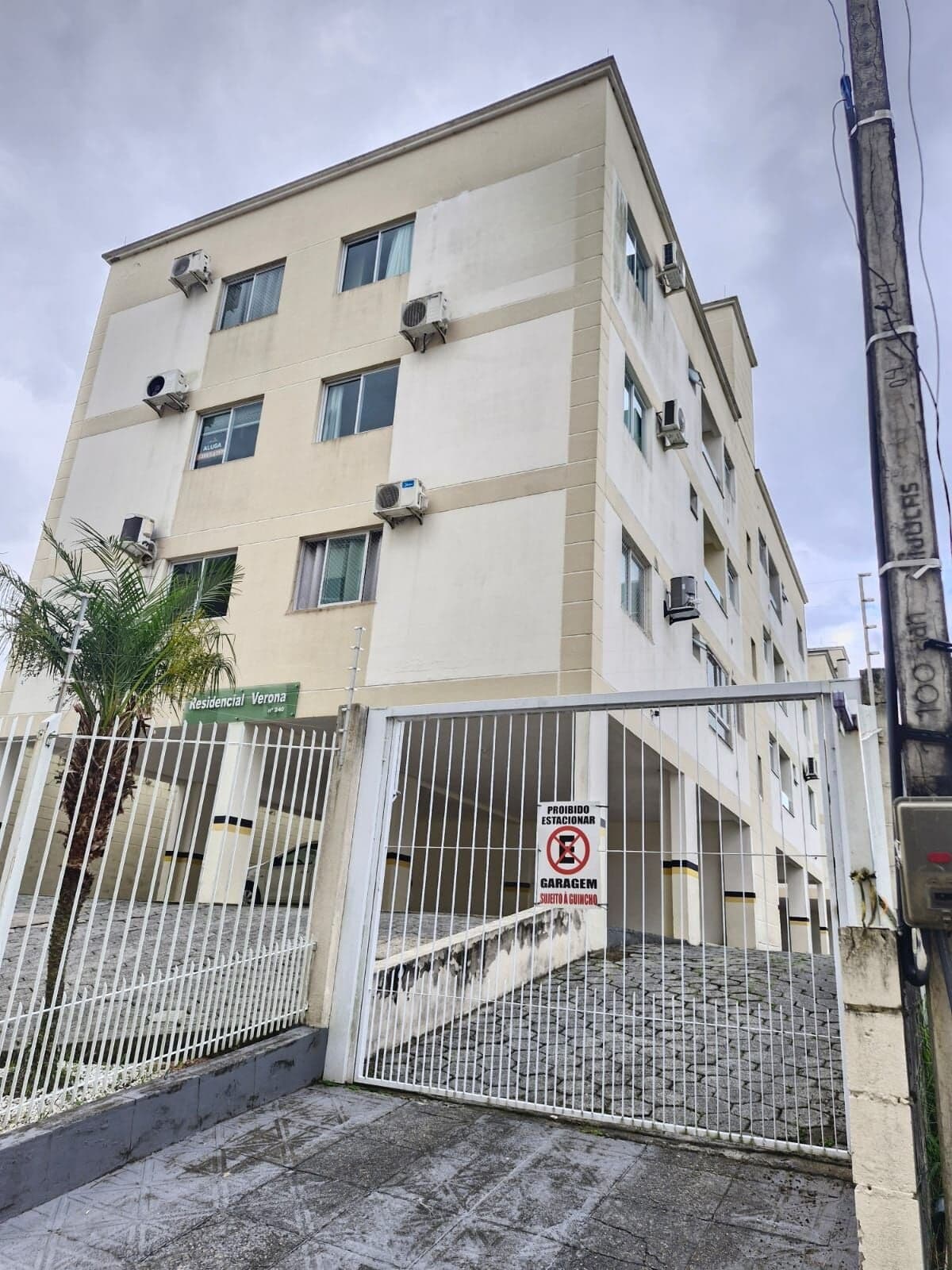 Apartamento 2 dormitórios em pedra branca palhoça