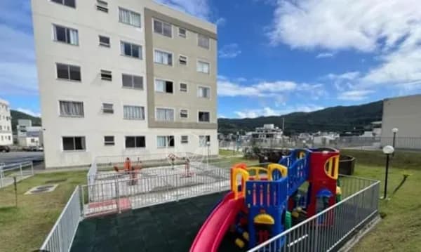 Apartamento 2 dormitórios com área lazer excelente