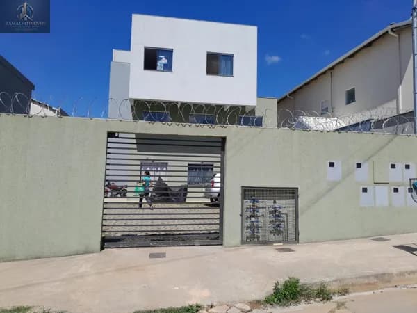 Apartamento em Santa Luzia - Vale dos Coqueiros