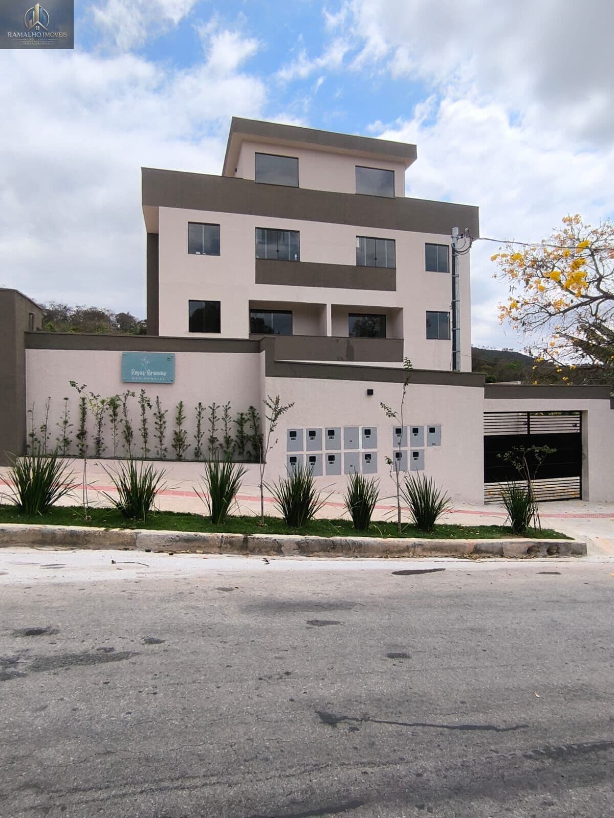 Apartamento Cobertura em Duquesa II (São Benedito), Santa Luzia/MG