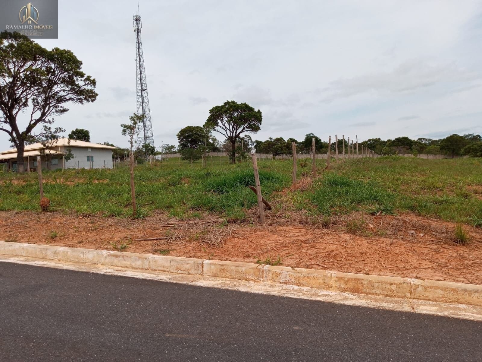 Lote/Terreno em Jaboticatubas - Centro