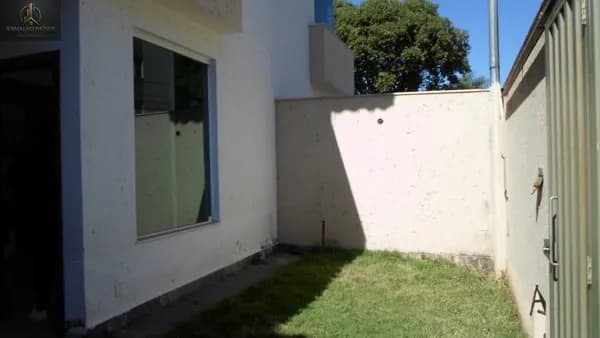 Casa em Santa Luzia - Idulipe