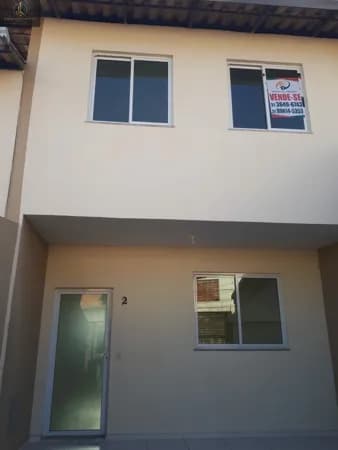 Casa em Santa Luzia - Centro