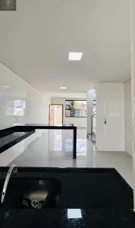 Casa em Santa Luzia - Boa Esperança