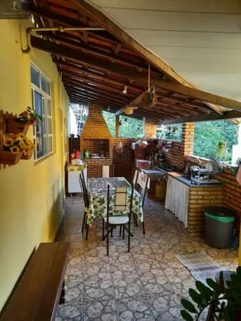 Casa em Santa Luzia - São Geraldo