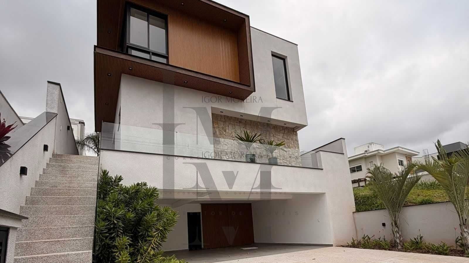 Casa Alto Padrão à Venda, Dentro do Condomínio Aruã Brisas
