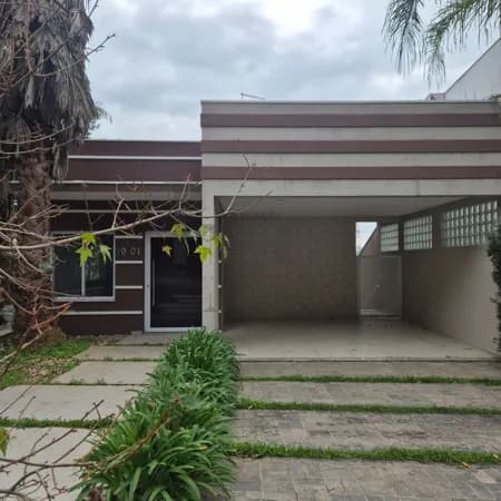 Casa Alto Padrão à Venda, Dentro do Condomínio Aruã Brisas