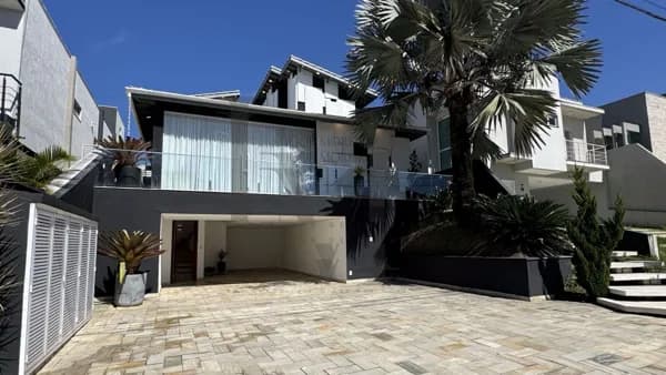 Casa Alto Padrão à Venda, Dentro do Condomínio Aruã EcoPark
