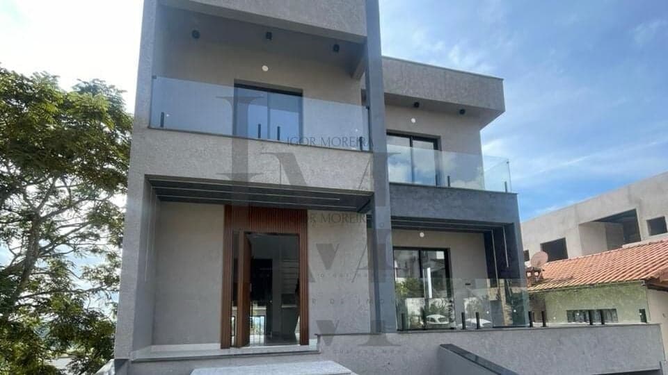 Casa Alto Padrão à Venda, Dentro do Condomínio Aruã