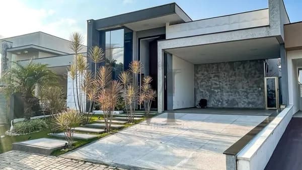 Casa Alto Padrão à Venda, Dentro do Condomínio Aruã Brisas