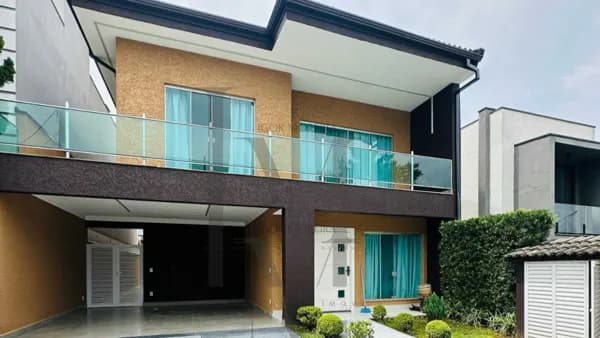 Casa Alto Padrão à Venda, Dentro do Condomínio Aruã
