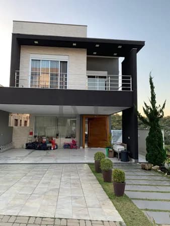 Casa Alto Padrão à Venda, Dentro do Condomínio Aruã Brisas
