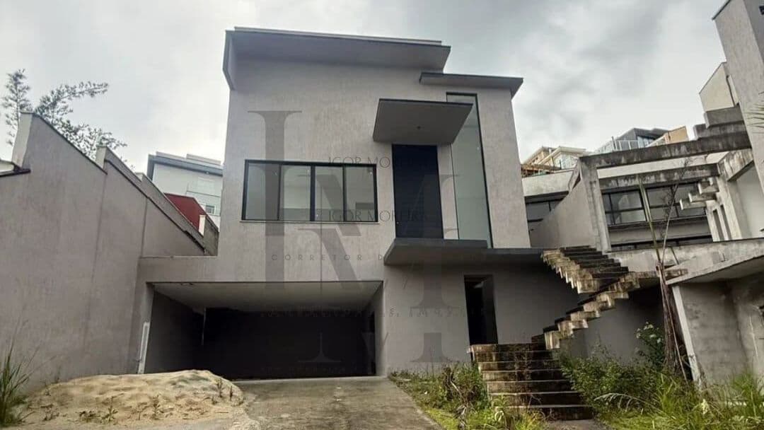 Casa Alto Padrão à Venda, Dentro do Condomínio Aruã Brisas