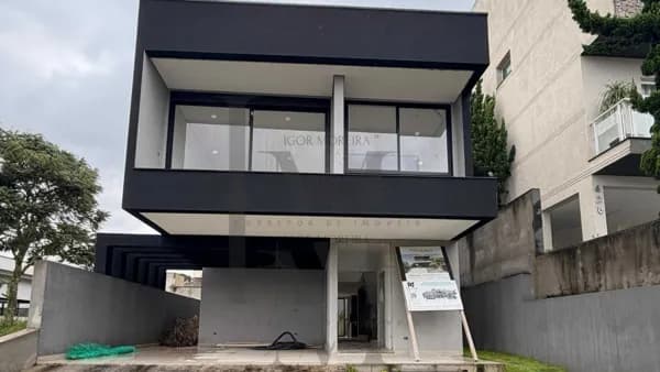 Casa Alto Padrão à Venda, Dentro do Condomínio Aruã Brisas