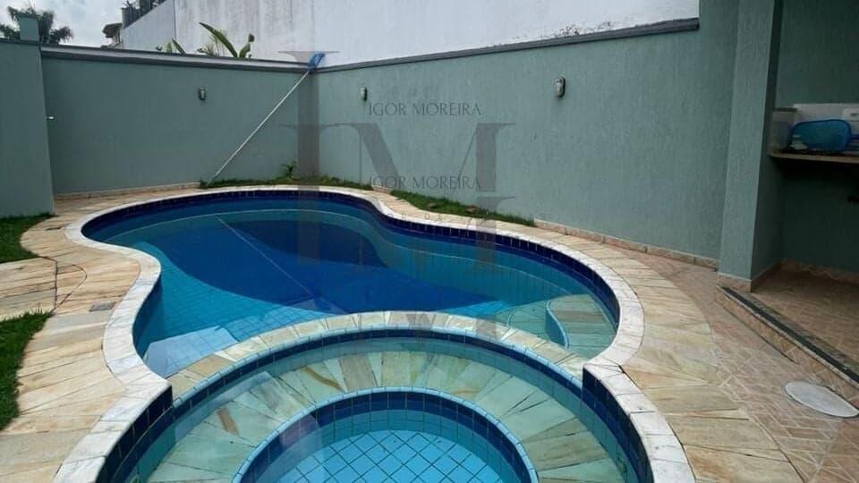 Casa Alto Padrão à Venda, Dentro do Condomínio Aruã