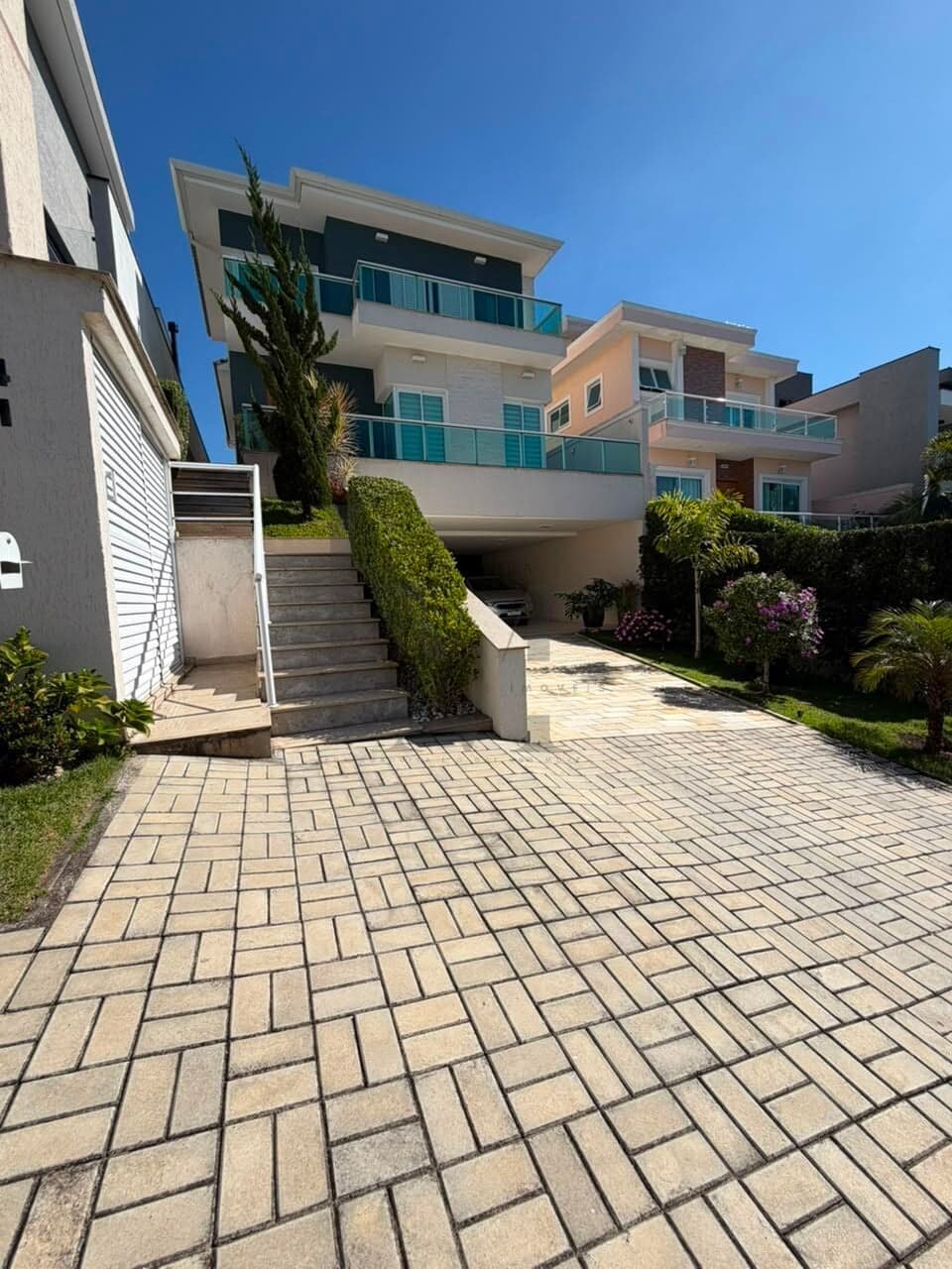 Casa Alto Padrão à Venda, Dentro do Condomínio Aruã Brisas