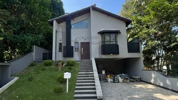 Casa Alto Padrão à Venda, Dentro do Condomínio Aruã EcoPark