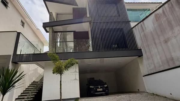 Casa Alto Padrão à Venda, Dentro do Condomínio Aruã
