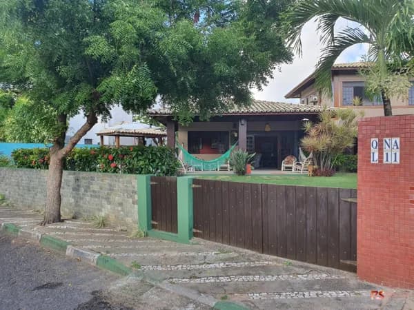 Casa no Condomínio Paraiso na Praia de Guarajuba,Camaçari.Ba.