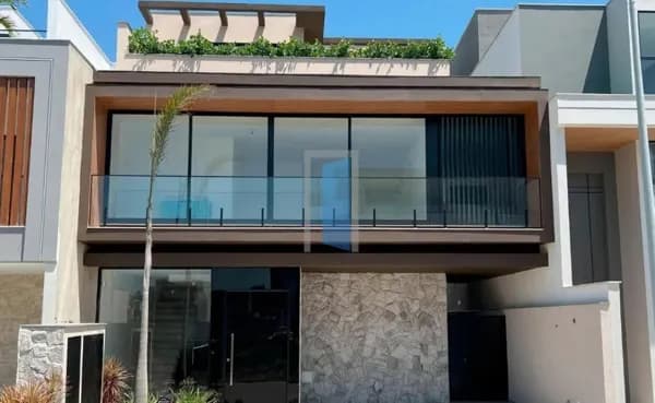 🏡✨ Casa Triplex no Villa Blanca 1 | 260m² | 3 Suítes | Oportunidade no Recreio