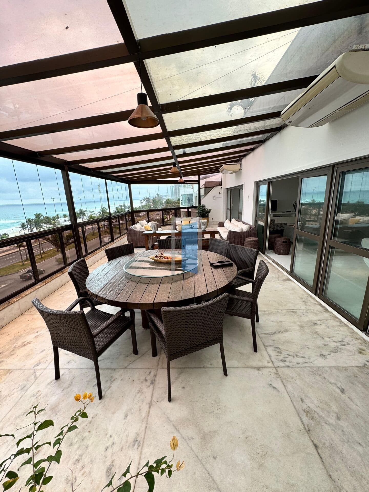Cobertura de Luxo Frente Mar – Barra da Tijuca