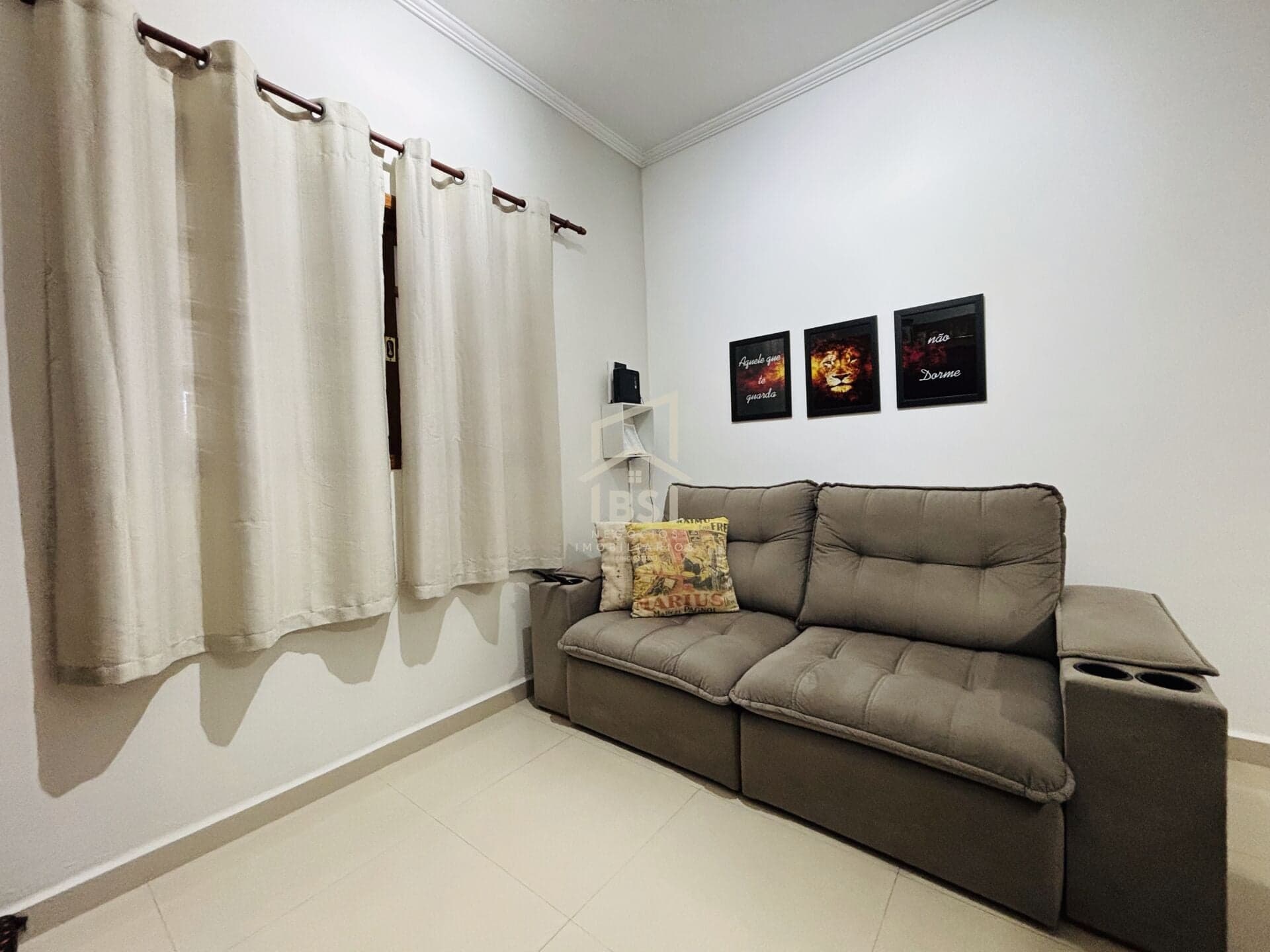 Casa em Taubaté - Jardim Continental III