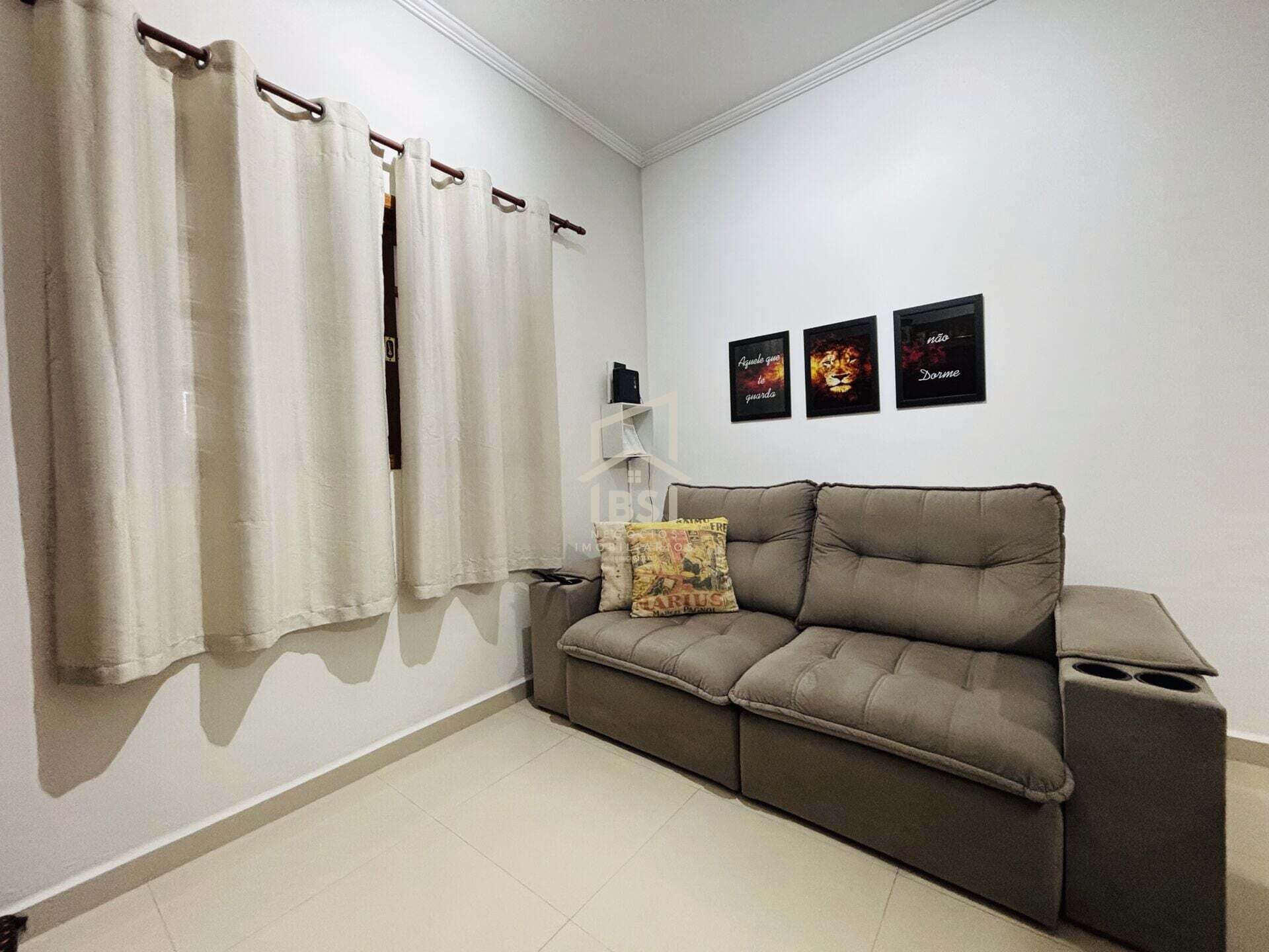Casa em Taubaté - Jardim Continental III