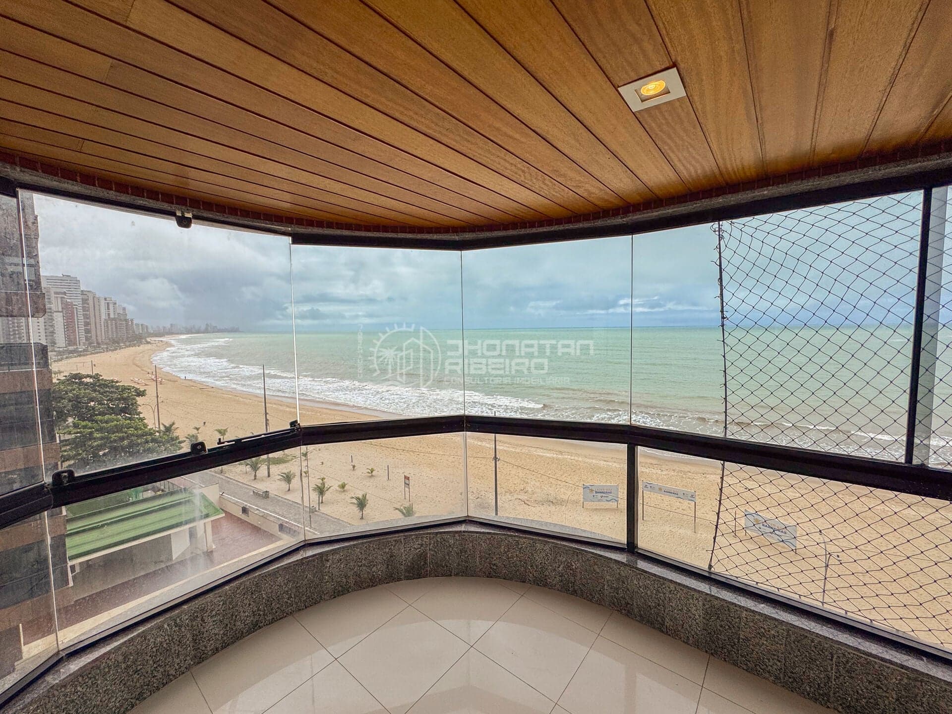 Apartamento à venda em Piedade com 196m², 4 Quartos, 3 Suítes, Lazer Completo - Edf. Maria Paula