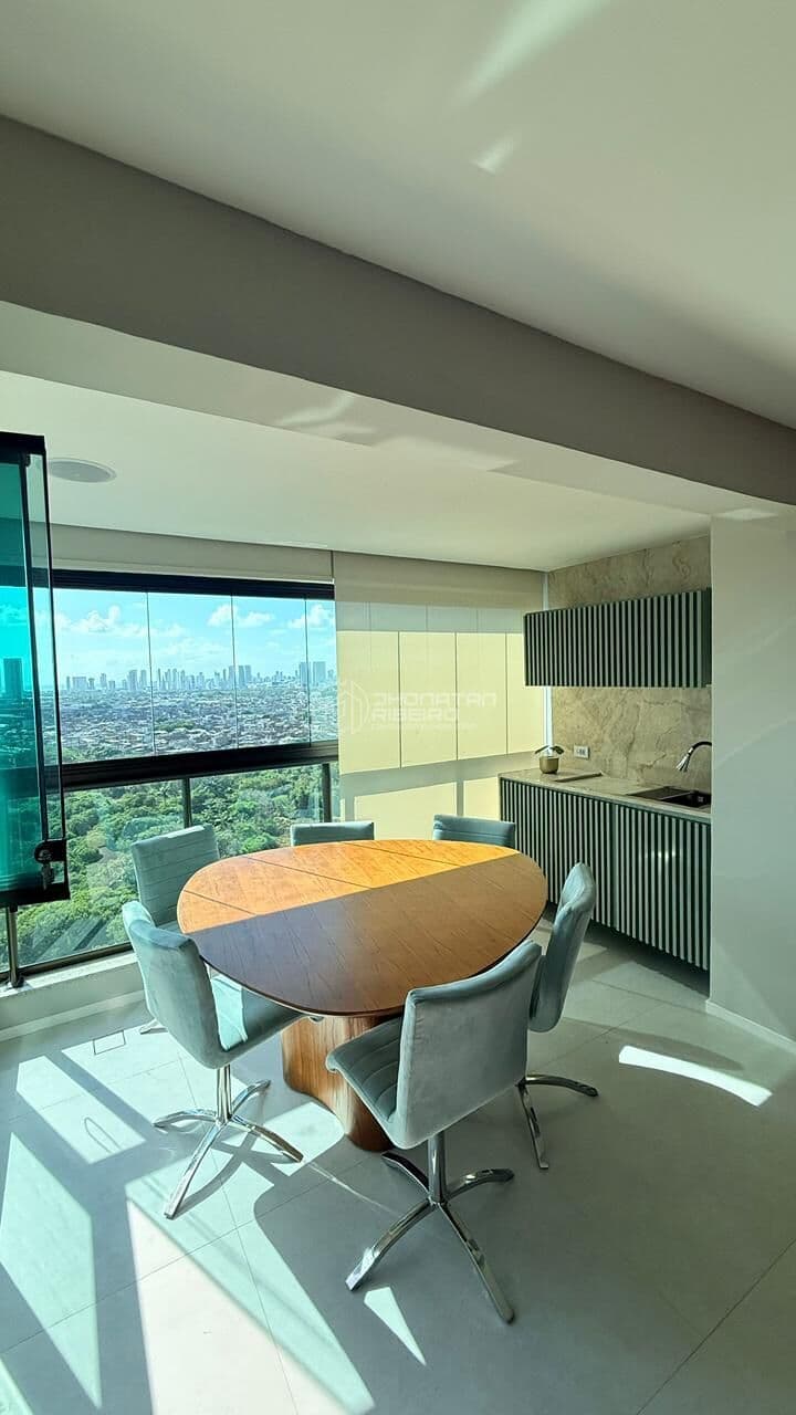 Apartamento à venda com 132m², 3 Quartos (2 Suítes) e 2 vagas – Edf. Jardins da Ilha