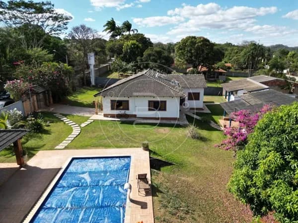 Chácara à venda no Condomínio Parque dos Cisnes | 660 m² | Terreno de 2.136 m²