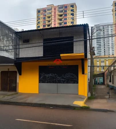 PRÉDIO COMERCIAL COM 700m² | 25 VAGAS | MARCO
