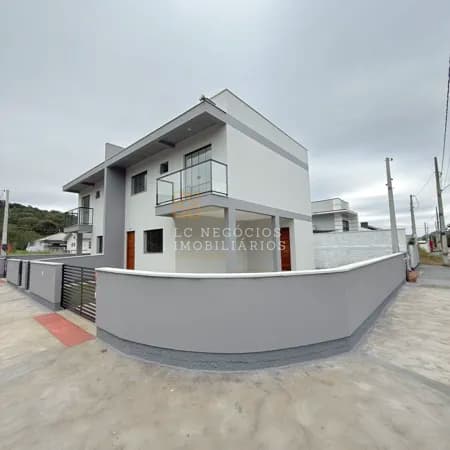 Sobrado em São José - Forquilhas