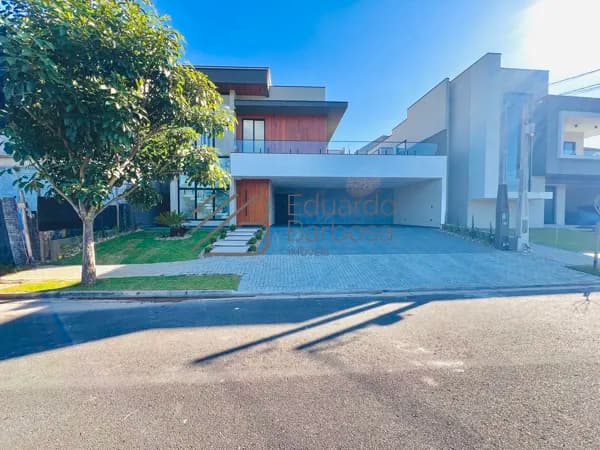 Casa em Condomínio Fechado - Atibaia/SP