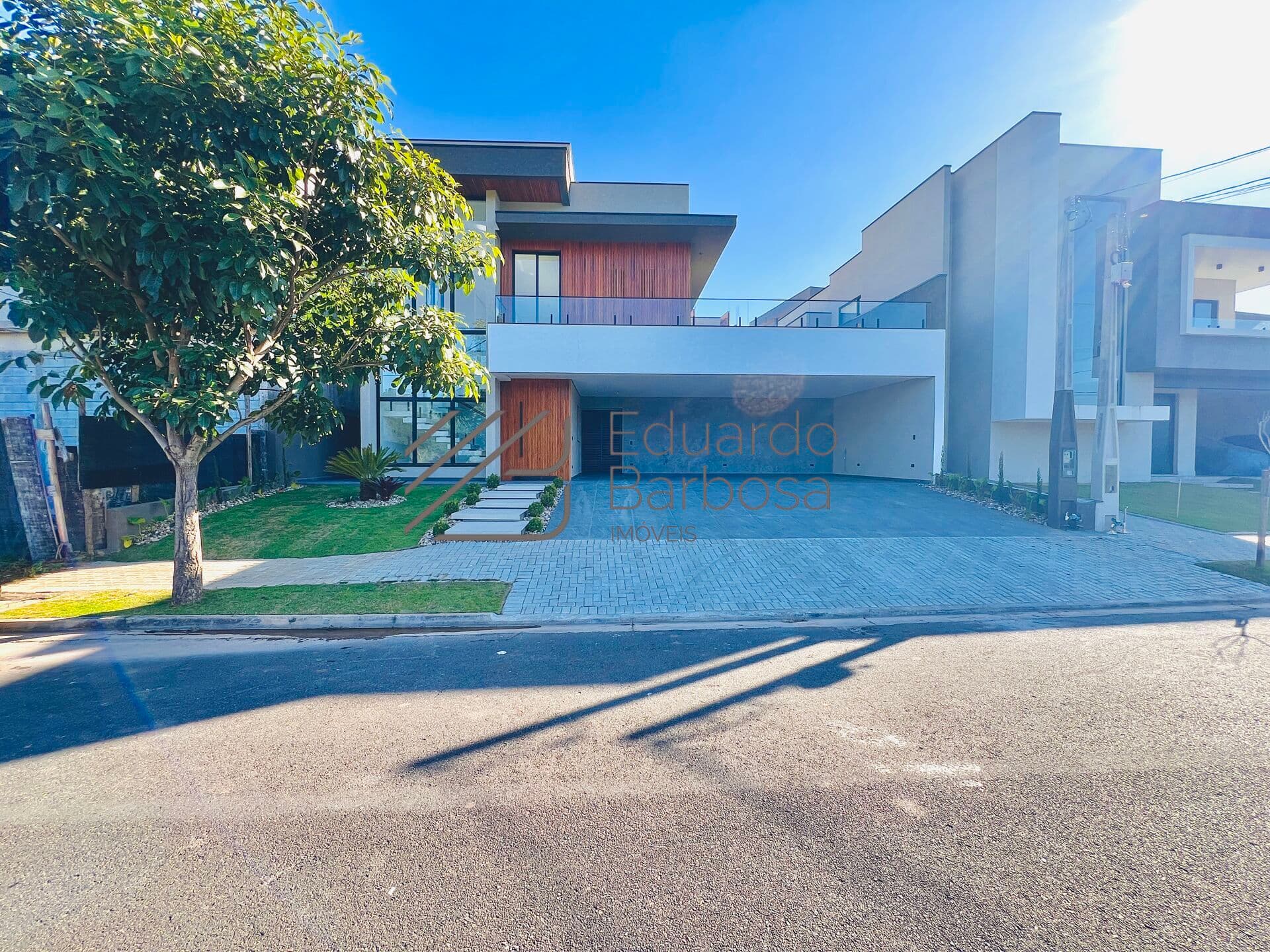 Casa em Condomínio Fechado - Atibaia/SP