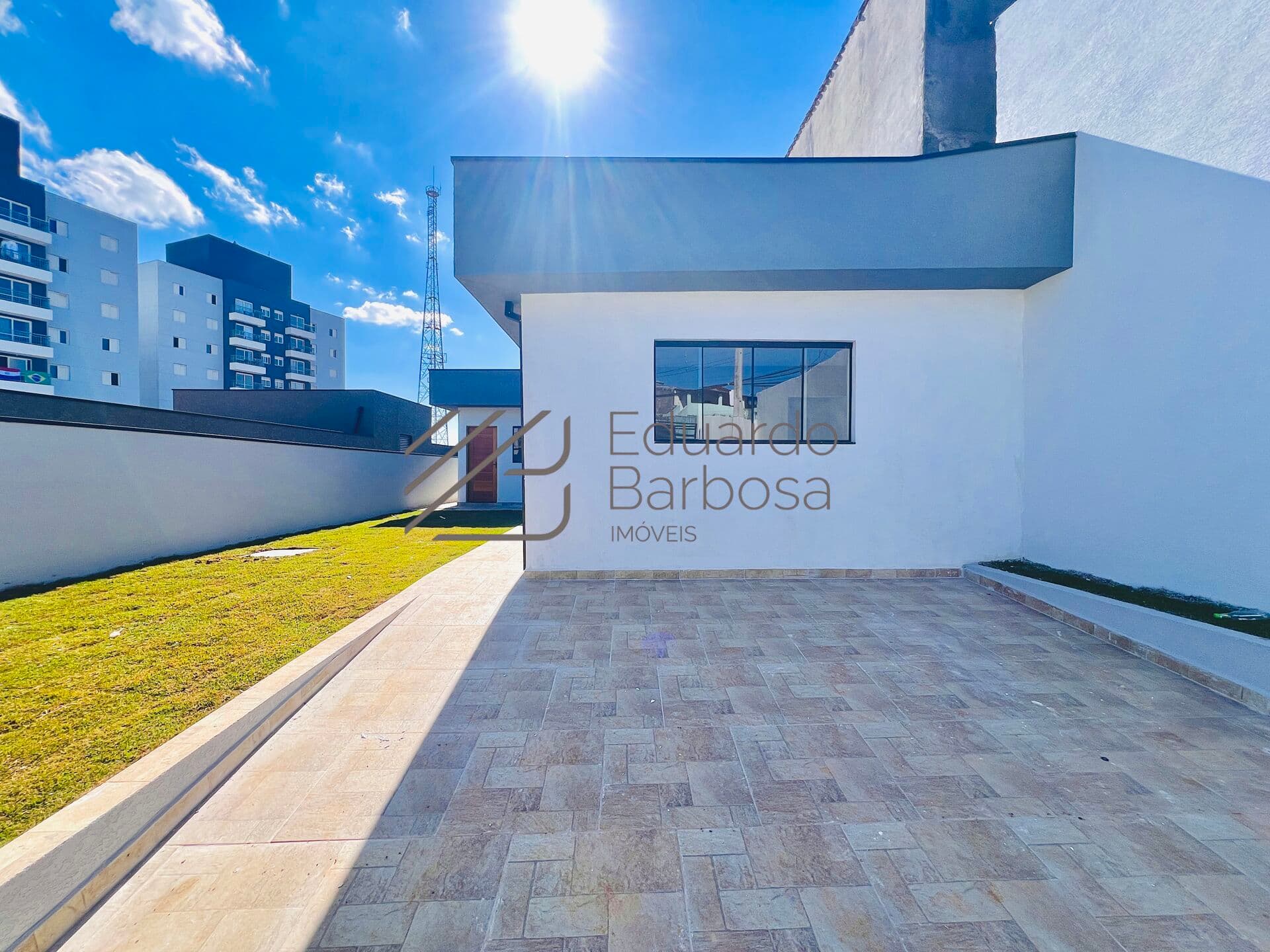 Casa Nova a Venda em Mairiporã/SP