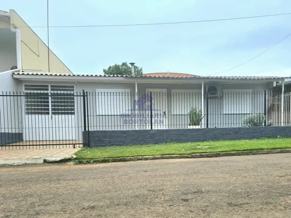 Casa em Sarandi - Centro
