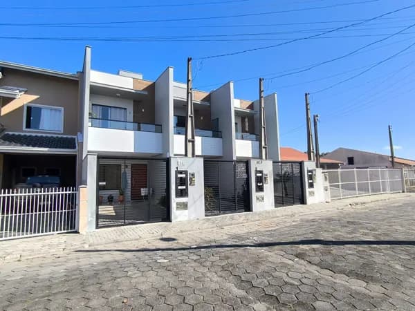 SOBRADO GEMINADO VENDA ENSEADA