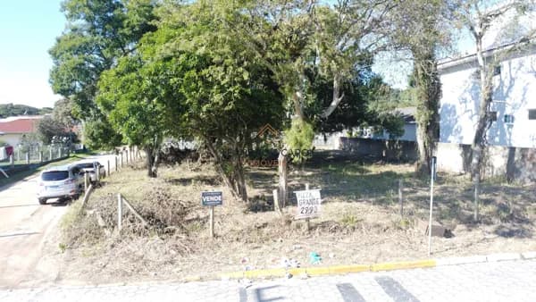 TERRENO PRÓXIMO DA LAGOA