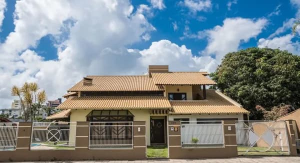 Casa em Balneário Piçarras - Centro