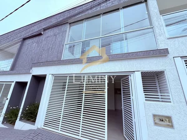 Casa geminada no bairro Czerniewicz